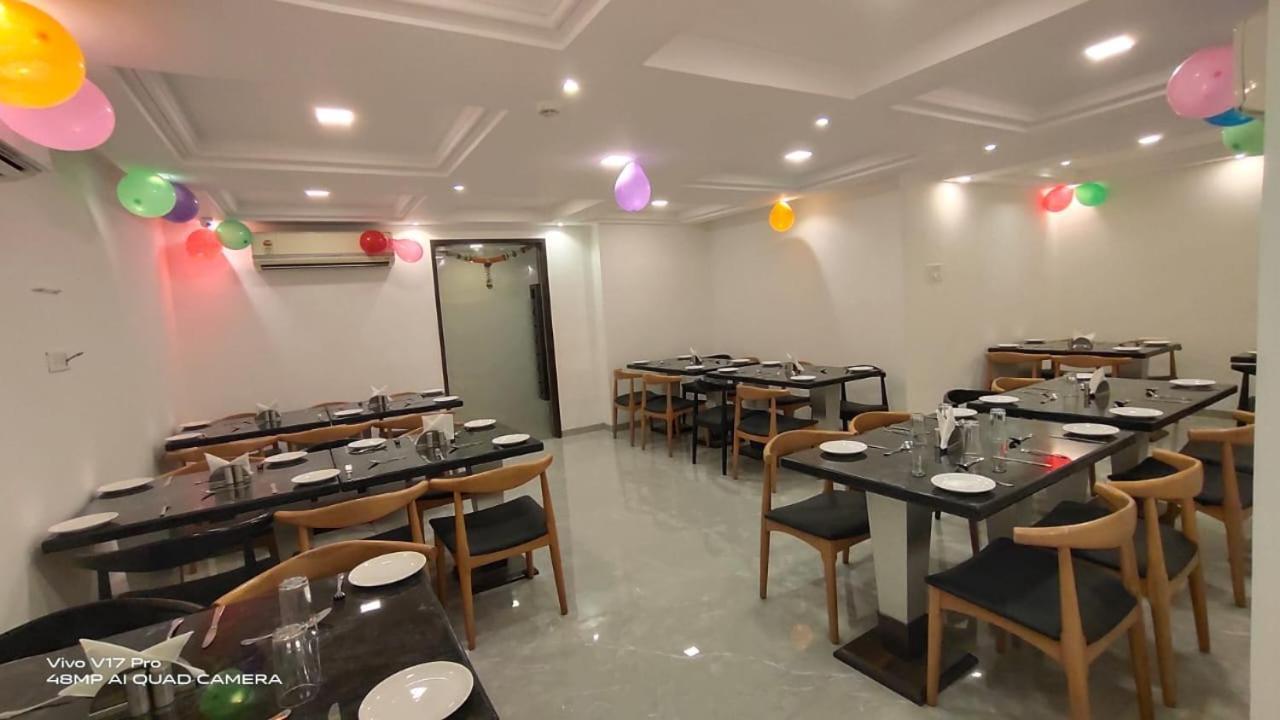Hotel Supreme - Cuffe Parade Mumbai Exterior photo