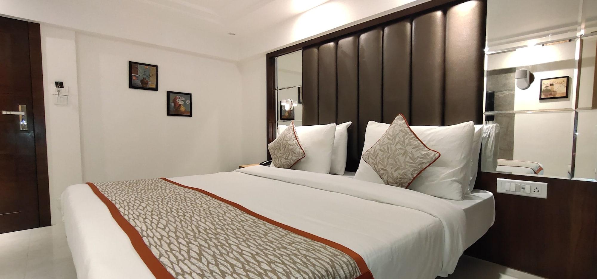 Hotel Supreme - Cuffe Parade Mumbai Exterior photo