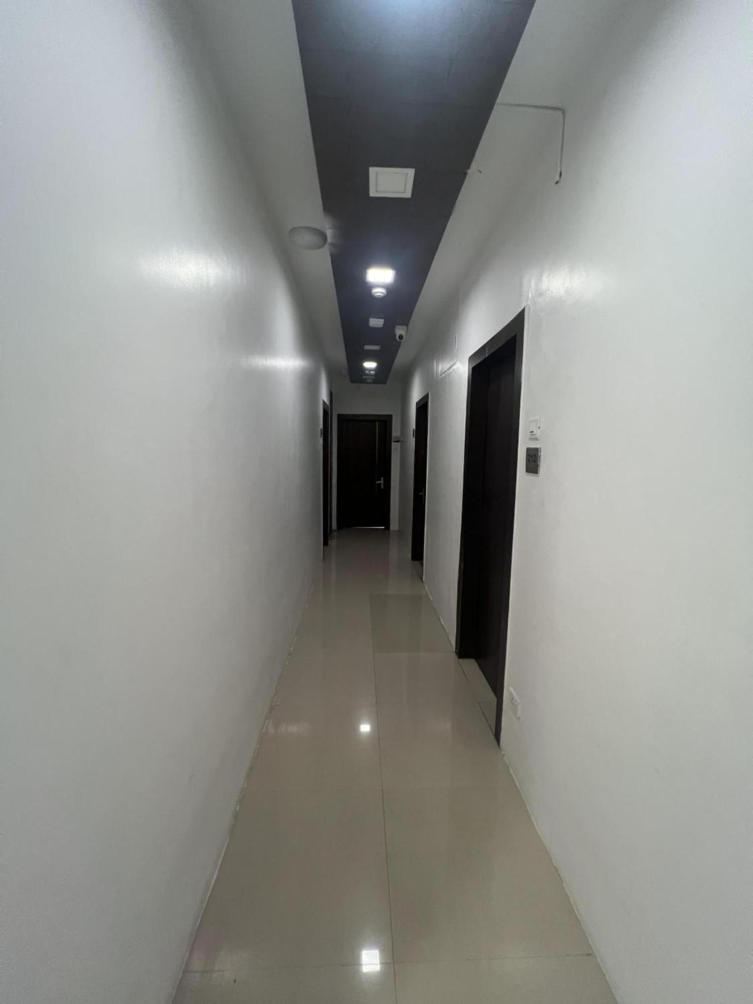 Hotel Supreme - Cuffe Parade Mumbai Exterior photo
