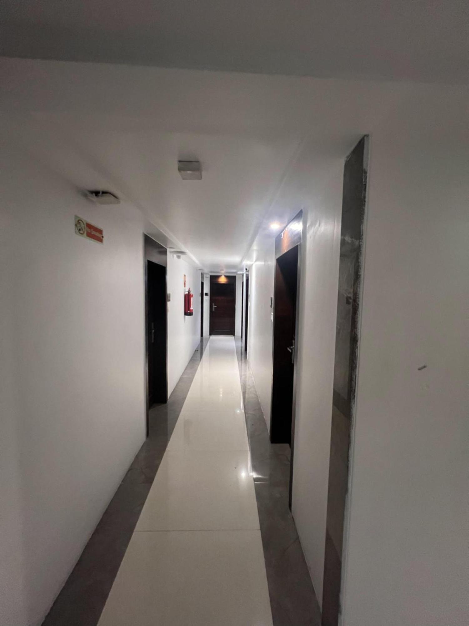 Hotel Supreme - Cuffe Parade Mumbai Exterior photo