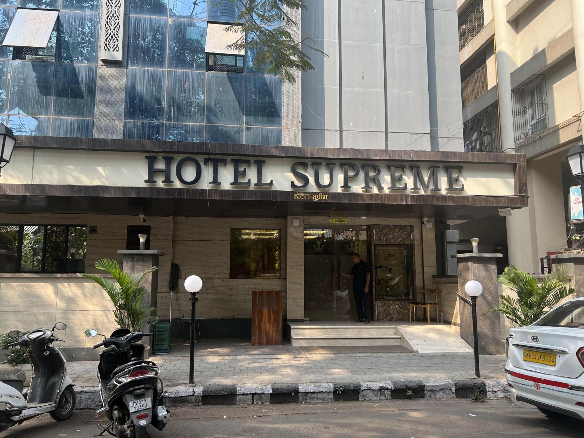 Hotel Supreme - Cuffe Parade Mumbai Exterior photo