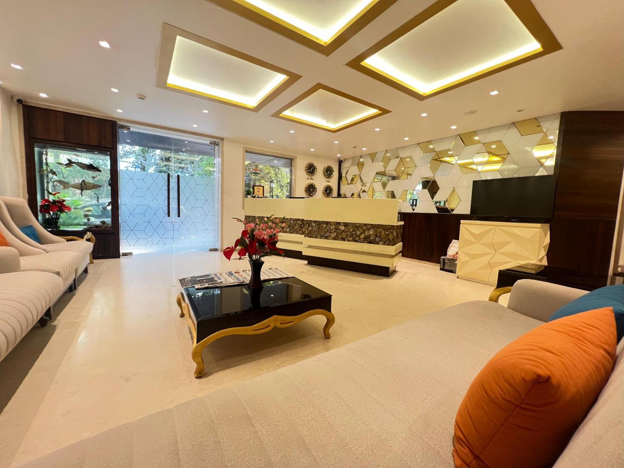 Hotel Supreme - Cuffe Parade Mumbai Exterior photo
